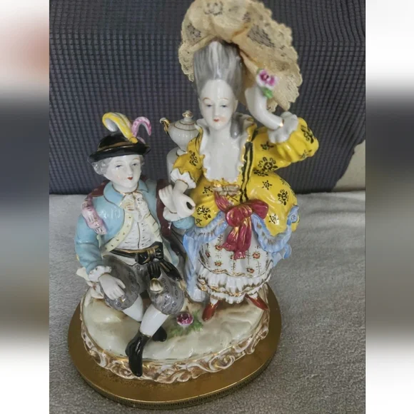 Vintage Dresden Style Romantic French Couple Figurine Large 11 x 8.1/4